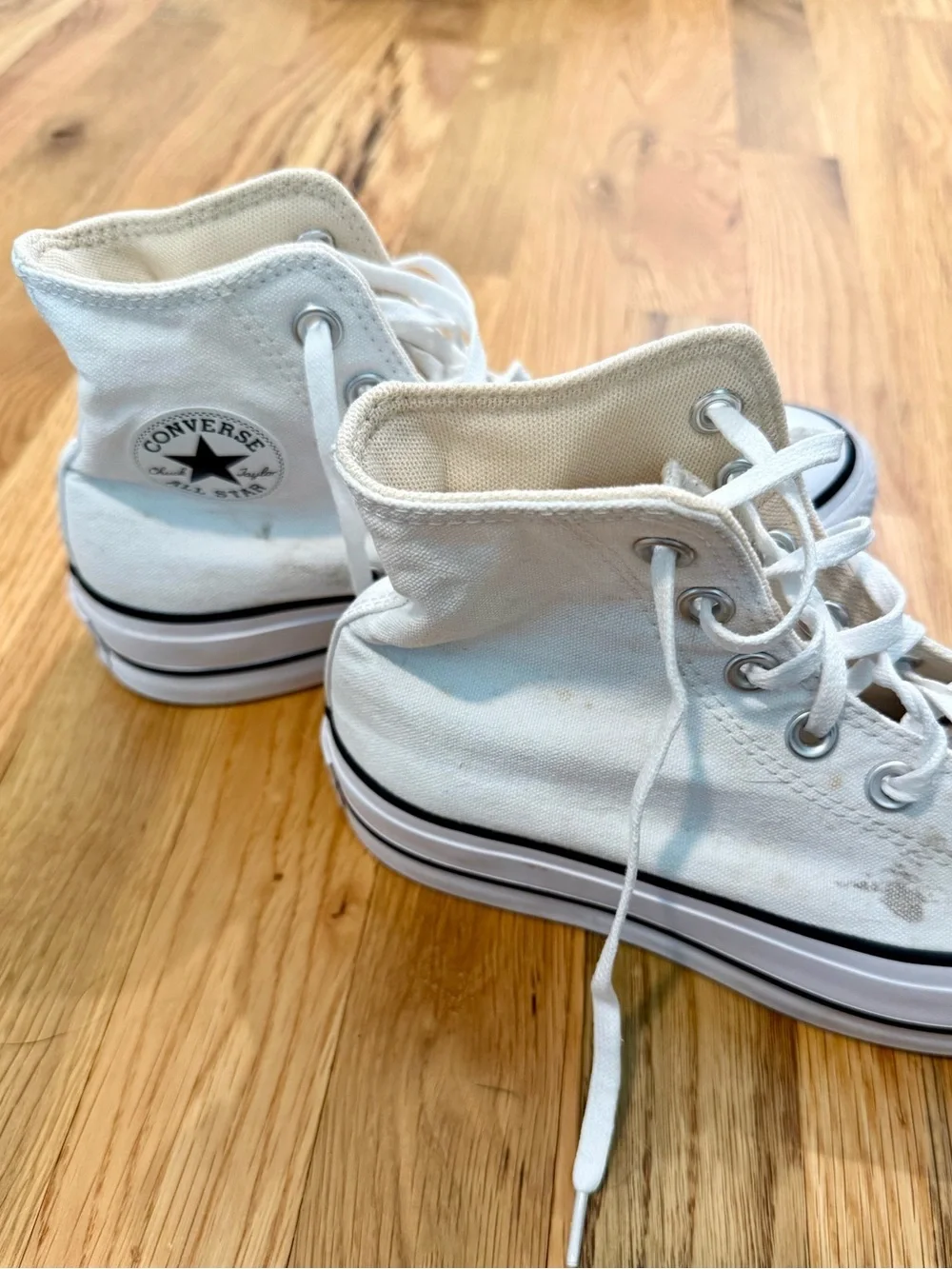 Converse Chuck Taylor All Star Lift Platform High Top White Women’s 5.5